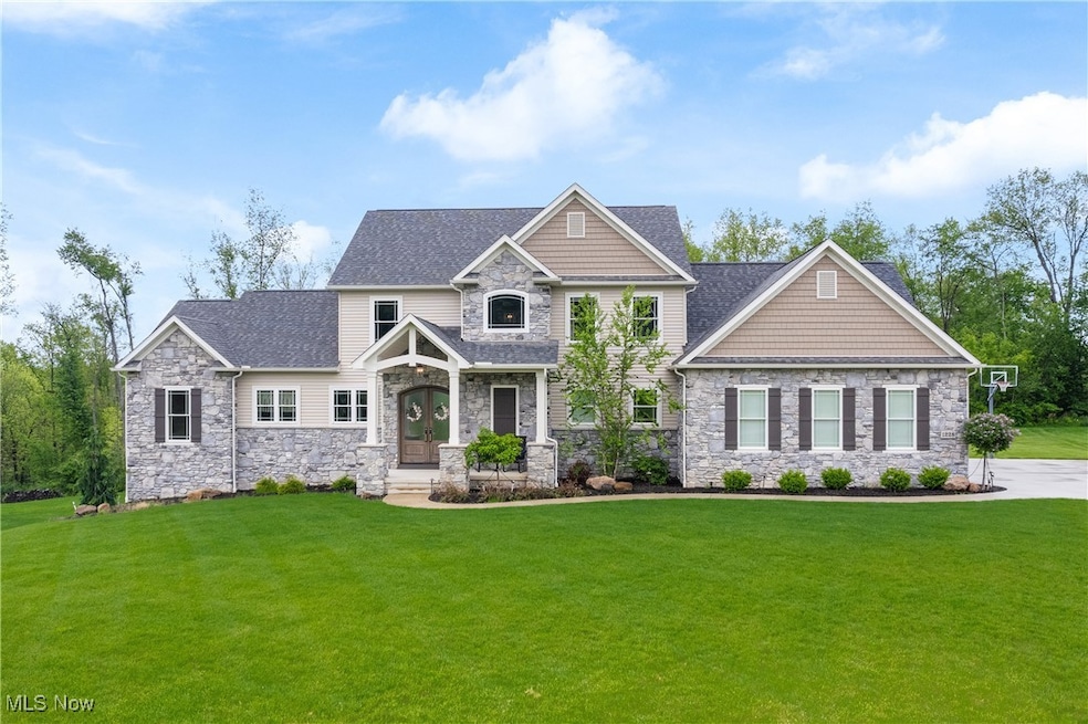 Under Contract $975,000