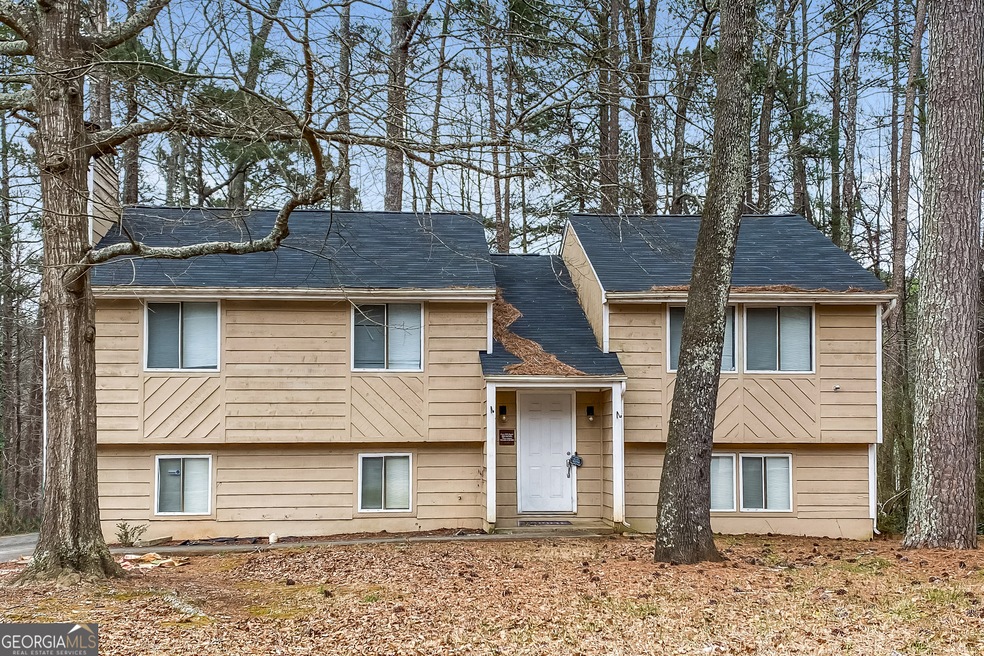 1876 Corduroy Ct, Lithonia, GA 30058 - photo 1