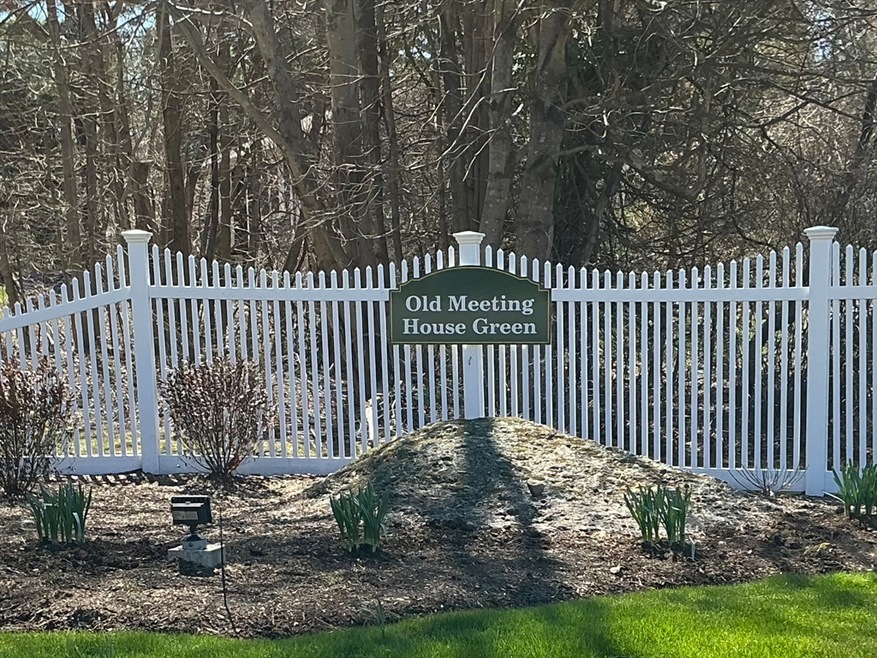 6 Old Meetinghouse Green unit 20, Norton, MA 02766 - photo 1