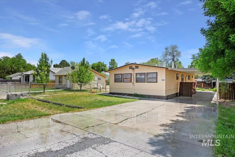 Sold • Co-Listing Agent