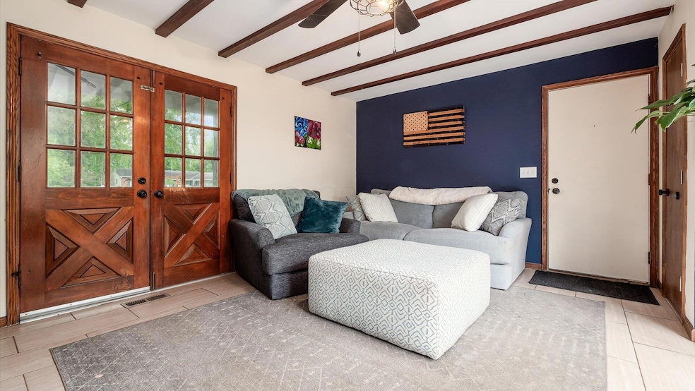 17-z 1314 N Howell Dr103