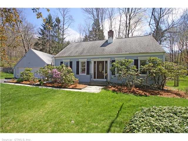 2 Gretchen Ln, Bethel, CT 06801 - photo 1