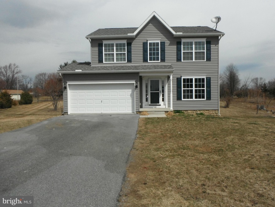 1423 Mallard Dr E, Chambersburg, PA 17202 - photo 1