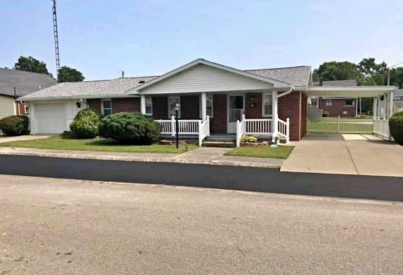 304 NE 2nd St, Loogootee, IN 47553 - photo 1