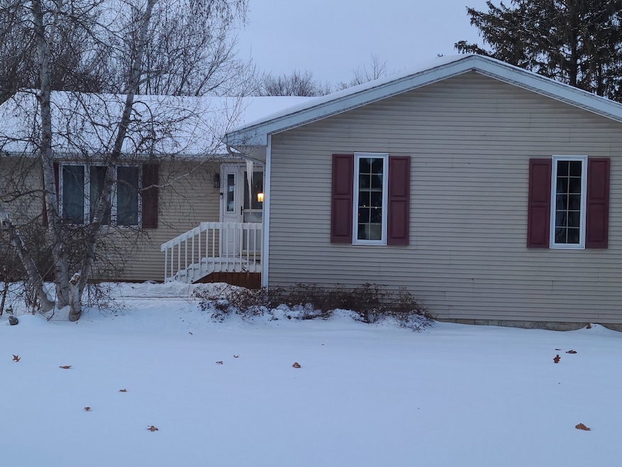 24200 Hillcrest Dr, Sterling, IL 61081 - photo 1