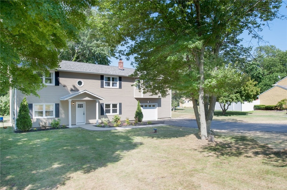 177 Farnum Pike, Smithfield, RI 02917 - photo 1