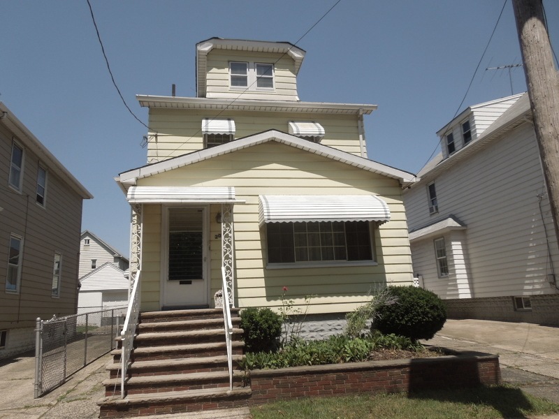 208 W 17th St, Linden, NJ 07036 - photo 1