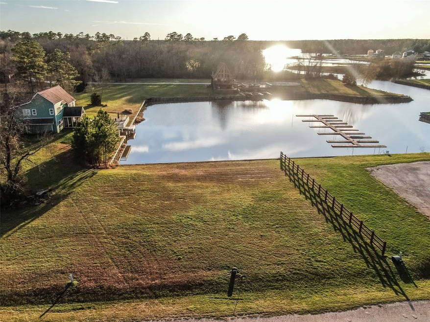 0 Harbor Point unit 30655729, Huntsville, TX 77340 - photo 1