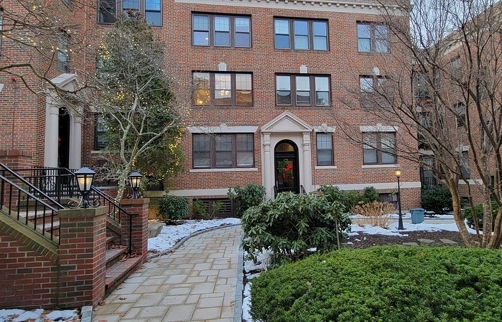 1990 Commonwealth Ave unit 3, Brighton, MA 02135 - photo 1