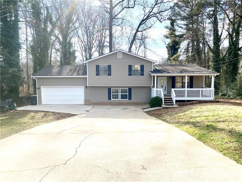 1928 Suwanee Roberts Ct, Lawrenceville, GA 30043 - photo 1