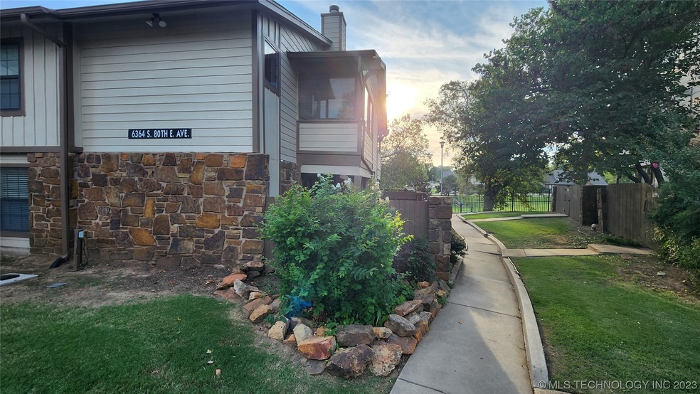 End Unit Townhouse