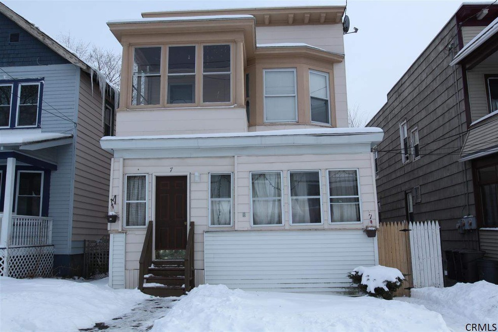 7 Rawson St, Albany, NY 12206 - photo 1