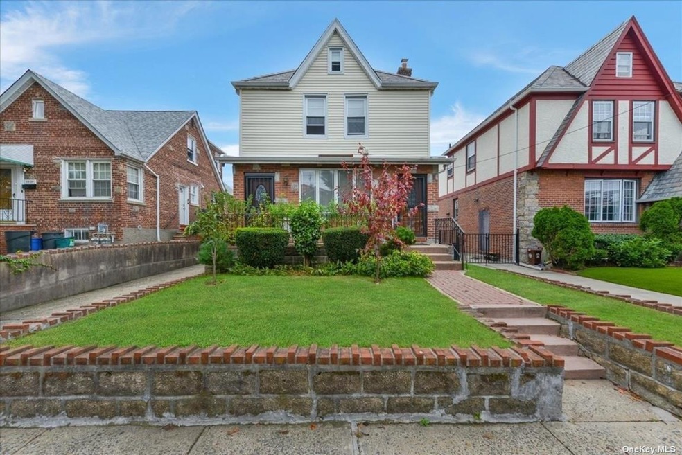 43-34 189th St, Flushing, NY 11358 - photo 1