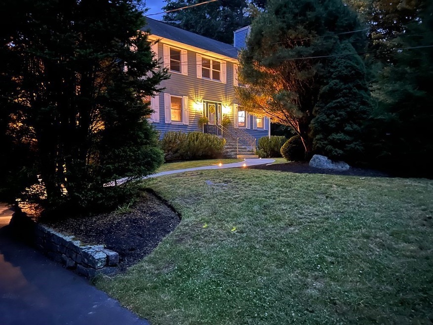 28 Parish Rd, Georgetown, MA 01833 - photo 1