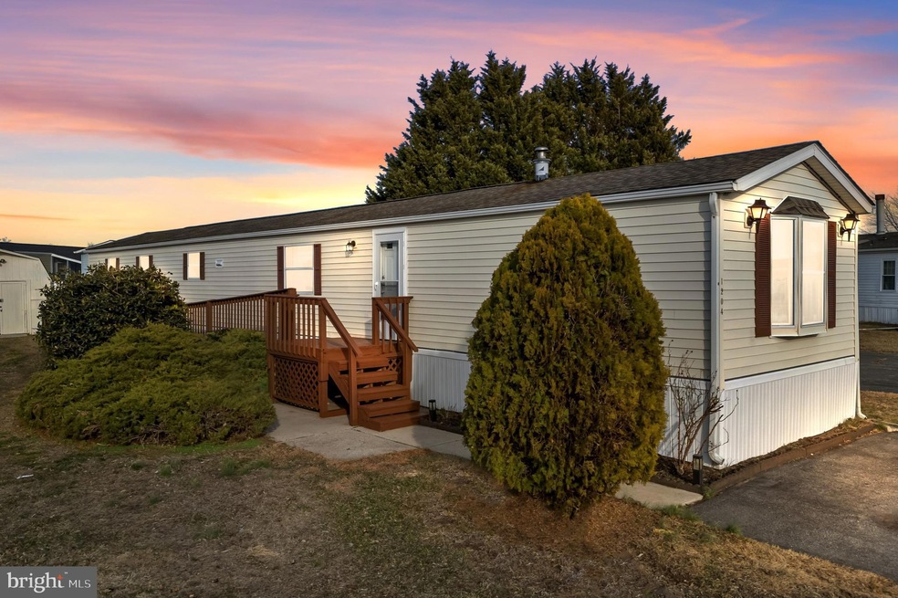 1204 Donna Marie Way unit 425, Bear, DE 19701 - photo 1