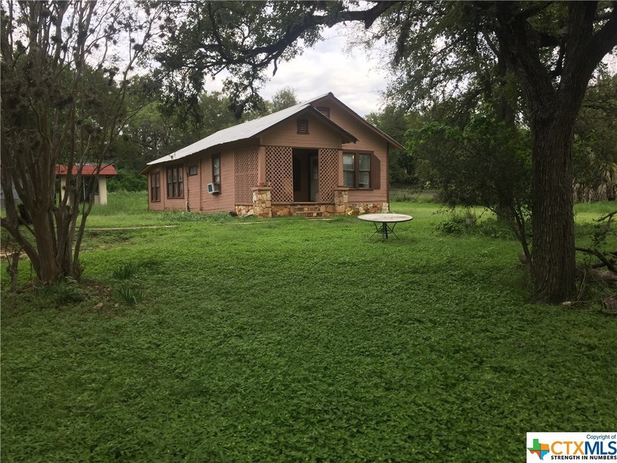 142 W Holland St, San Marcos, TX 78666 - photo 1