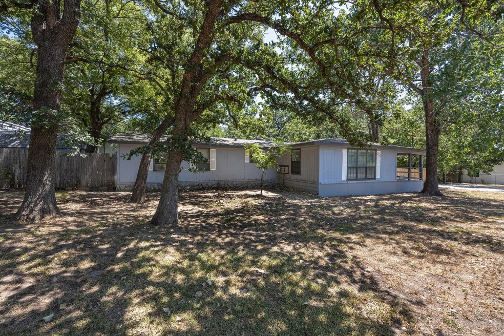 4507 Rhea Rd, Granbury, TX 76049 - photo 1