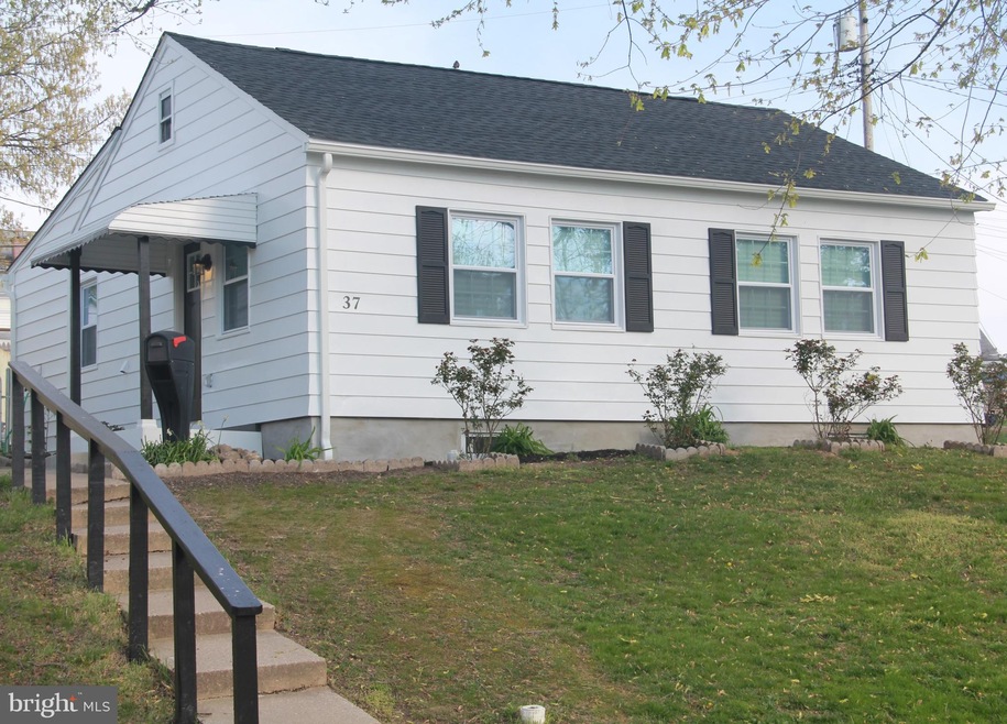 37 Stabilizer Dr, Middle River, MD 21220 - photo 1