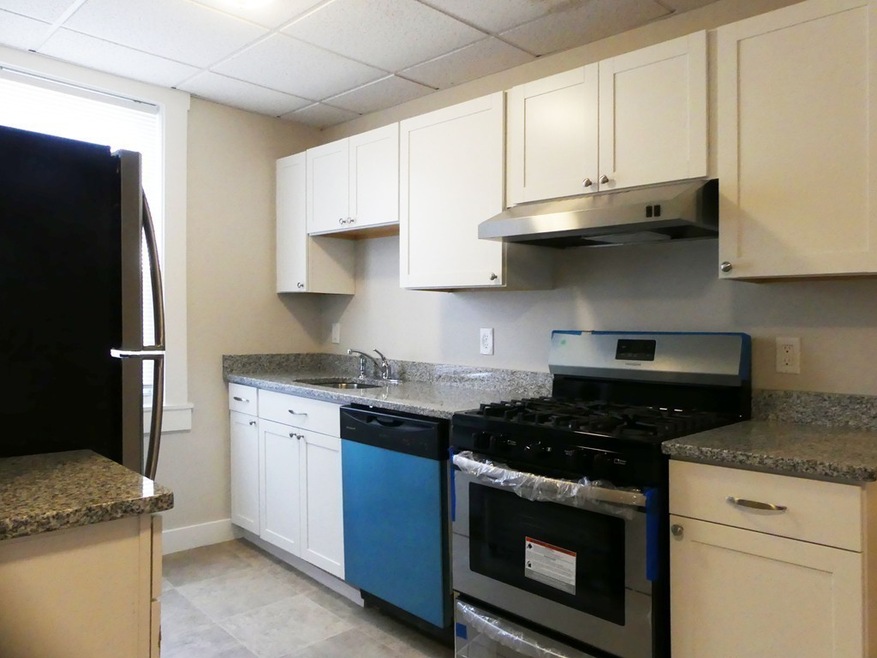 44 Oakland Ave unit 1B, Methuen, MA 01844 - photo 1