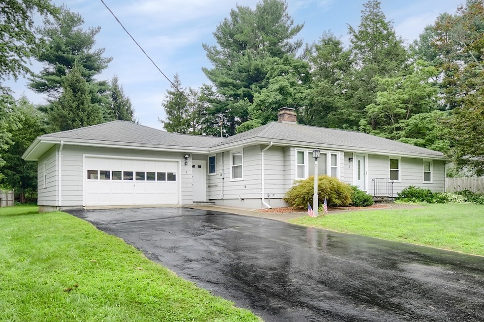 1 Fairchild Dr, Holden, Ma 01520 