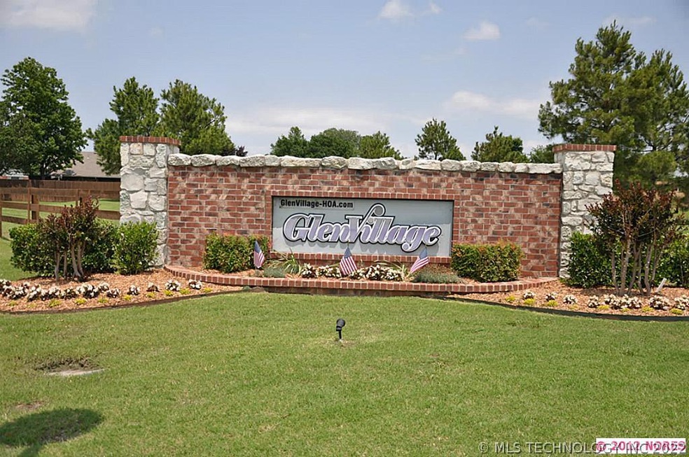 14526 S Kendalwood Blvd, Glenpool, OK 74033 - photo 1