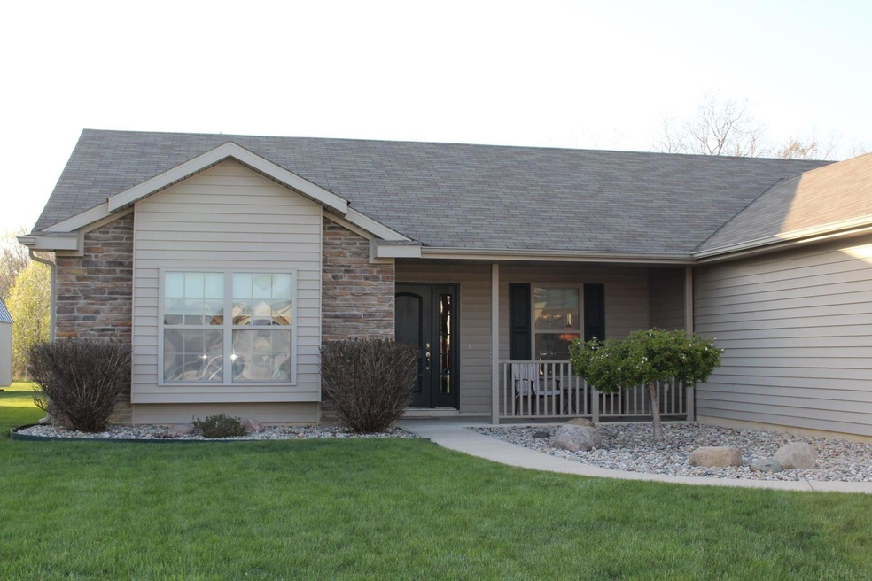 2054 Duncan Dr, Huntington, IN 46750 - photo 1