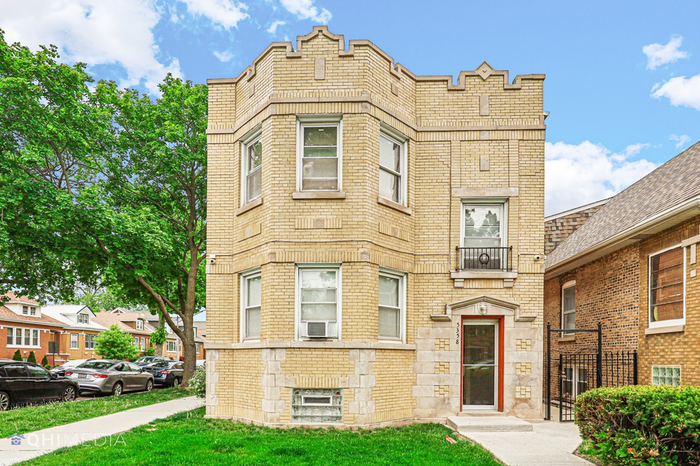 5358 W Wellington Ave, Chicago, IL 60641 - photo 1