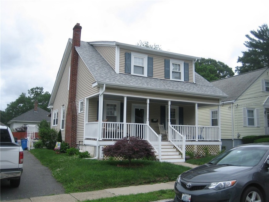 105 Myrtle Ave, Cranston, RI 02910 - photo 1