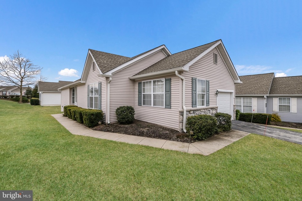 2011 Hunt Master Ln unit 351, Glen Mills, PA 19342 - photo 1