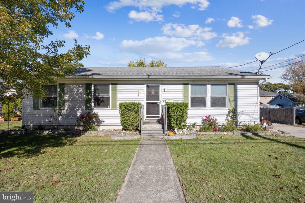 803 Bridgeboro St, Riverside, NJ 08075 - photo 1