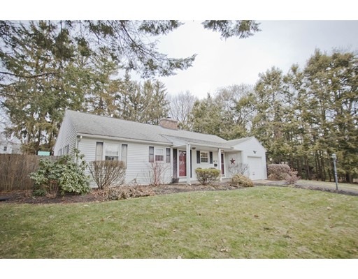 39 Sycamore St, Holyoke, MA 01040 - photo 1