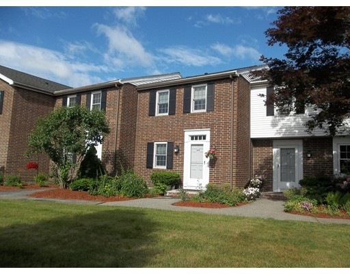 616 Chickering Rd unit 616, North Andover, MA 01845 - photo 1