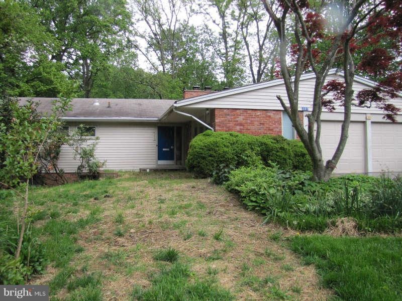 4117 N Randolph St, Arlington, VA 22207 - photo 1