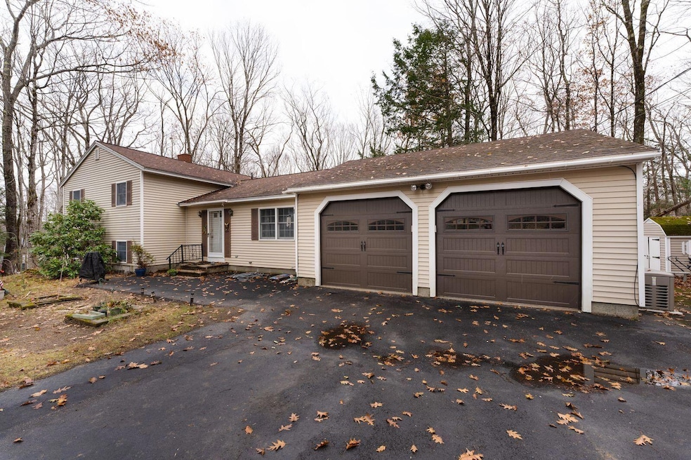 20 Rocky Hill Front 1