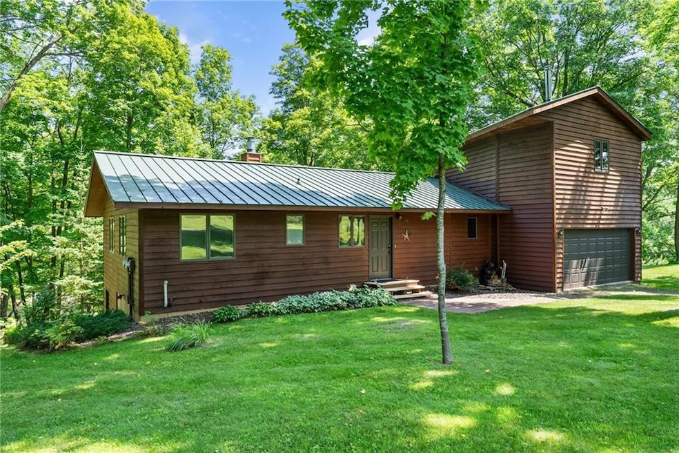 Welcome to 2767 Sand Lake!