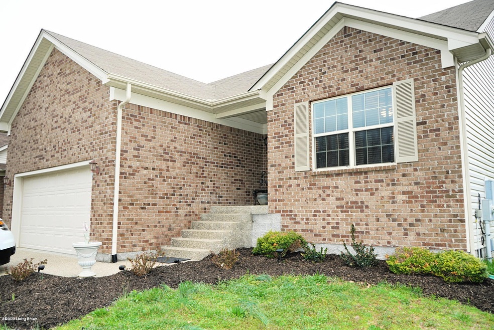 378 Gentry Ln, Mount Washington, KY 40047 - photo 1