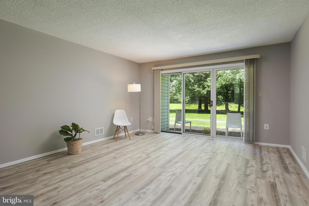 Sold $305,000 • Co-Listing Agent