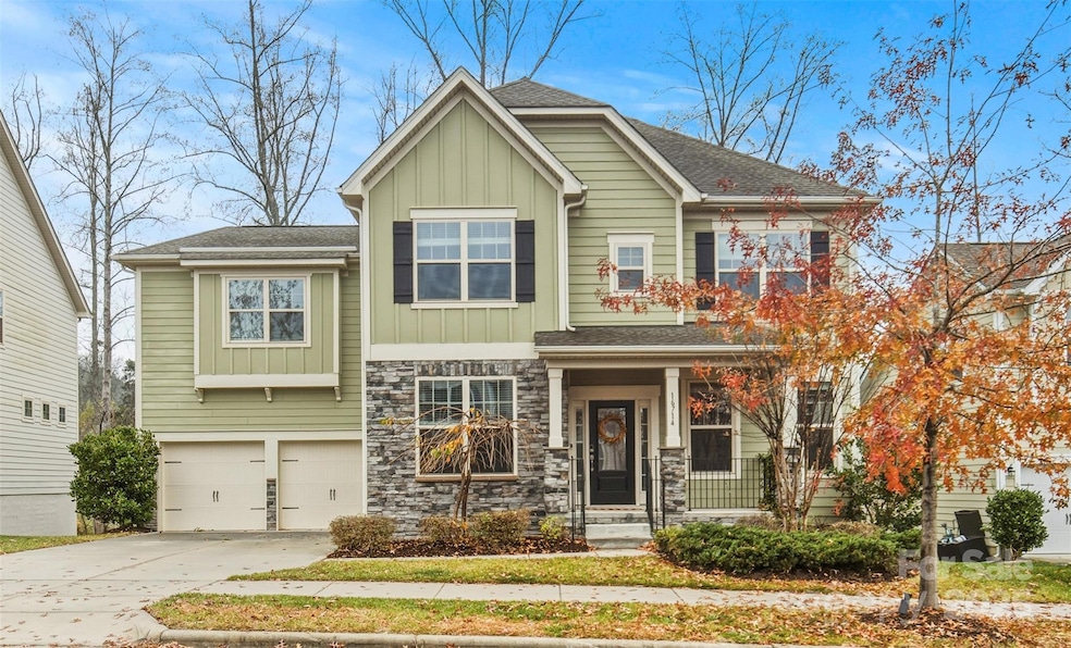 Under Contract $760,000 • Co-Listing Agent