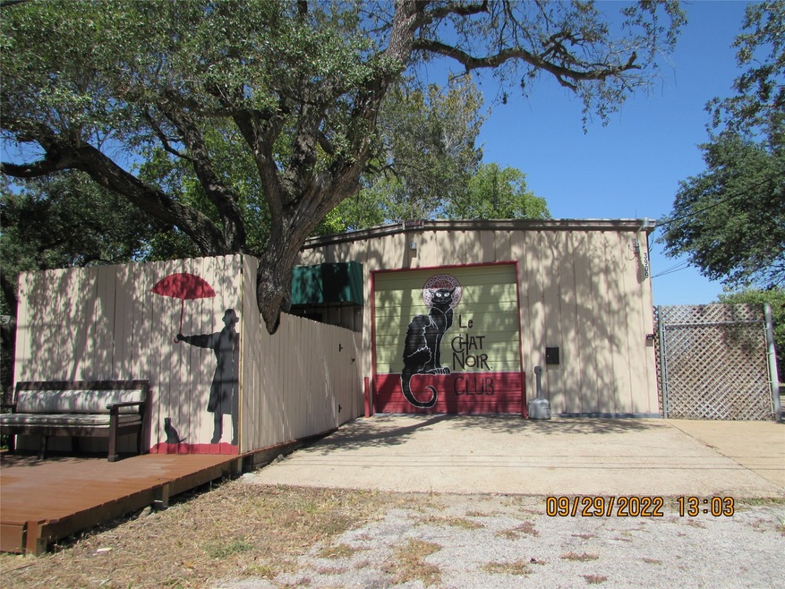 3909 2nd St, Pearland, TX 77581 - photo 1