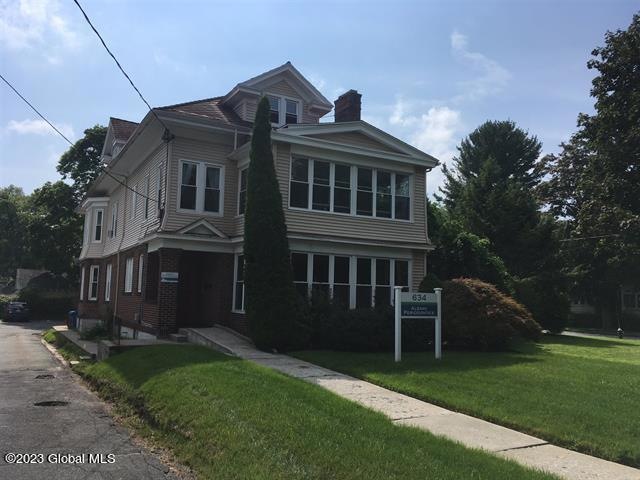 634 Western Ave unit 2 - 2nd FL, Albany, NY 12203 - photo 1