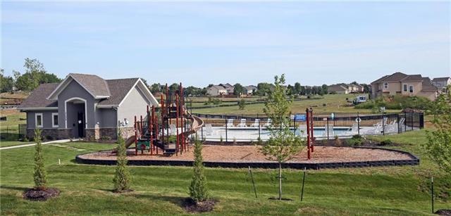 6050 Redbud St, Shawnee, KS 66218 - photo 1