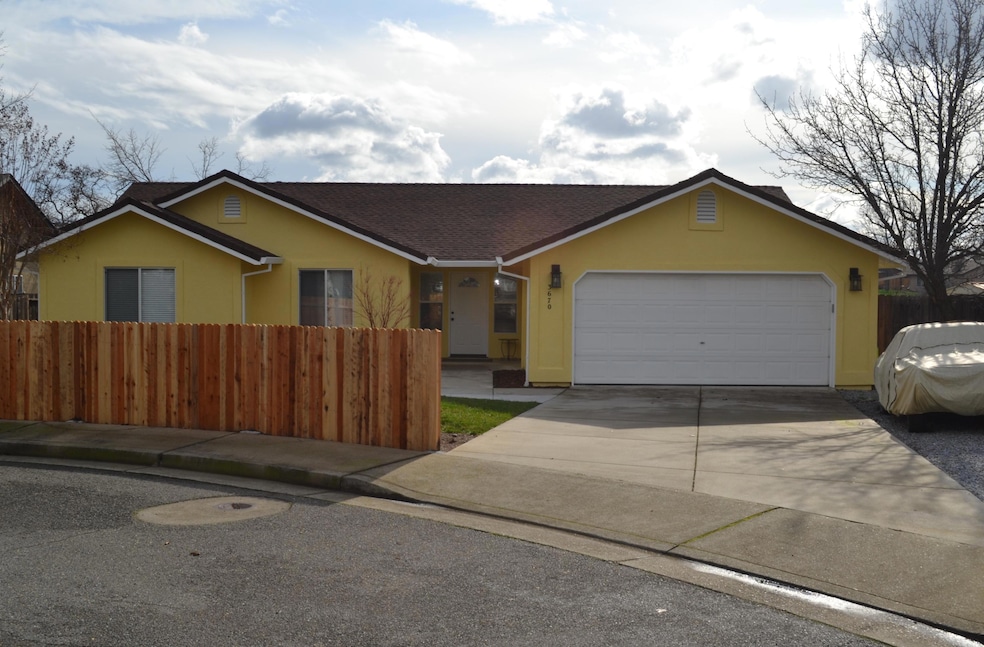 Welcome to 3670 Stokes Ct.