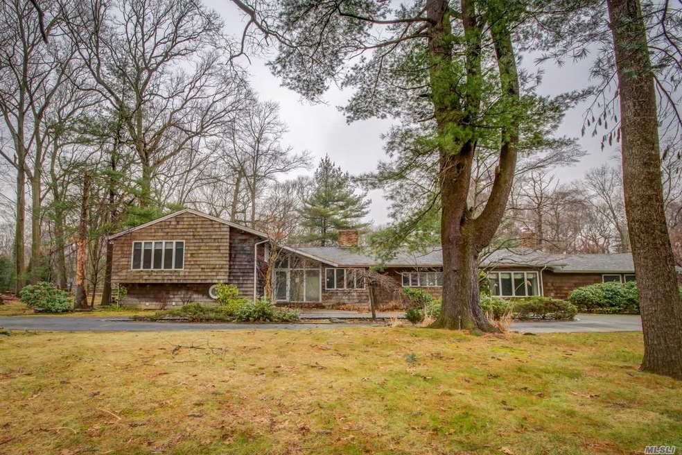 29 Tappentown Ln, Glen Head, NY 11545 - photo 1