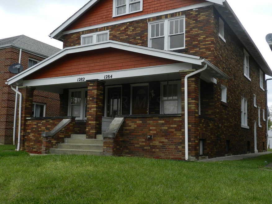 1282-84 Linwood 042