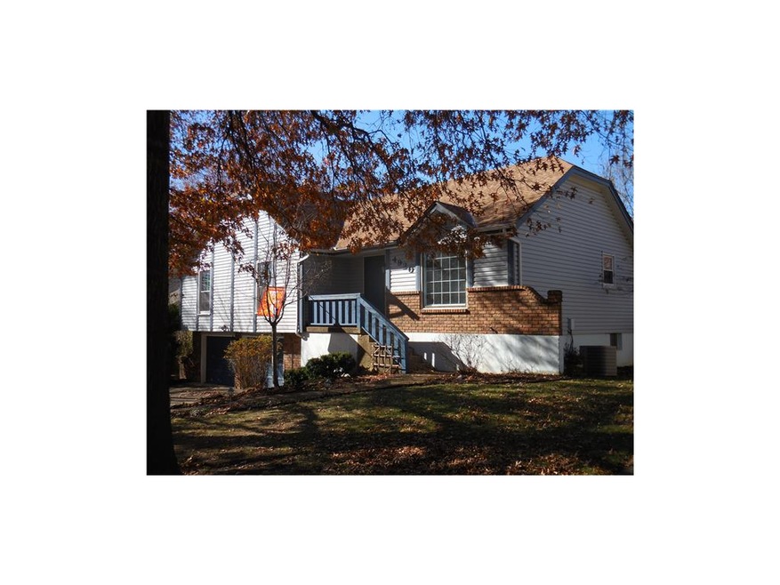WELCOME HOME! 4920 S. Shrank Drive...