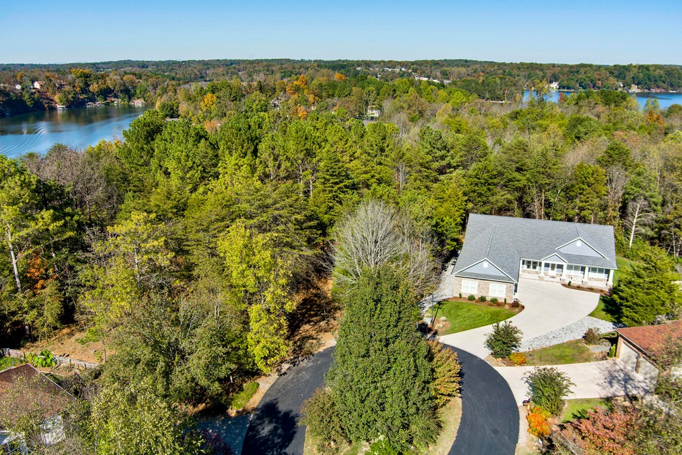 319 Gadusi Ln, Loudon, TN 37774 - photo 1