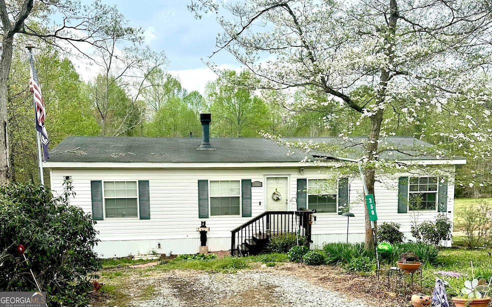 350 Kitty Hawk Ln, Clarkesville, GA 30523 - photo 1