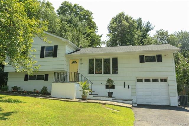 127 Lockwood Rd, Cortlandt Manor, NY 10567 - photo 1
