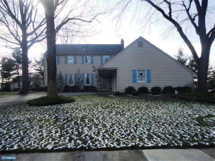 146 Weston Dr, Cherry Hill, NJ 08003 - photo 1