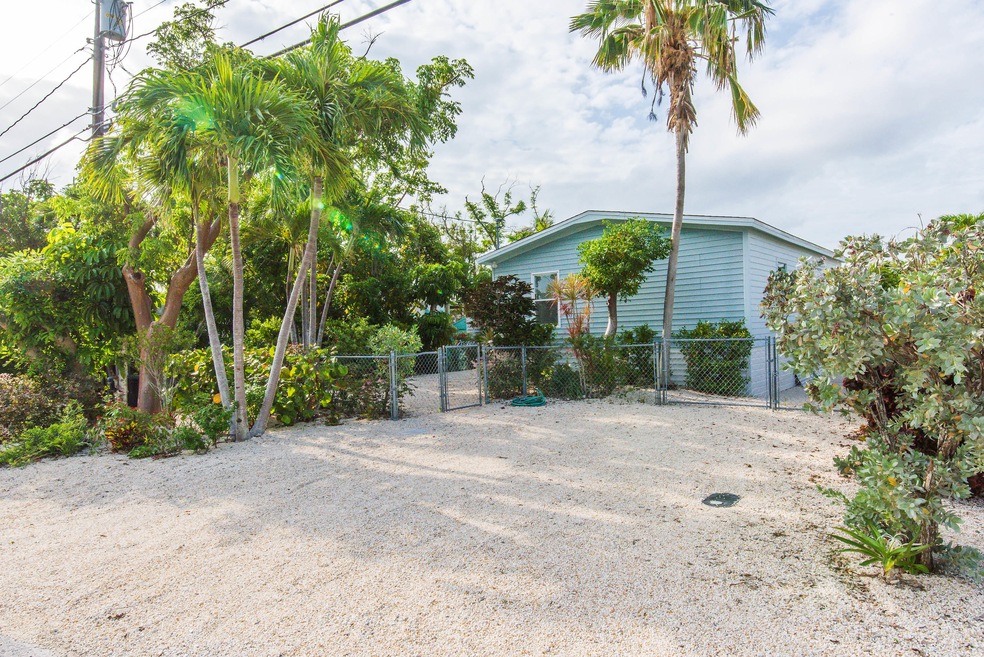 27895 Coral Shores Rd.